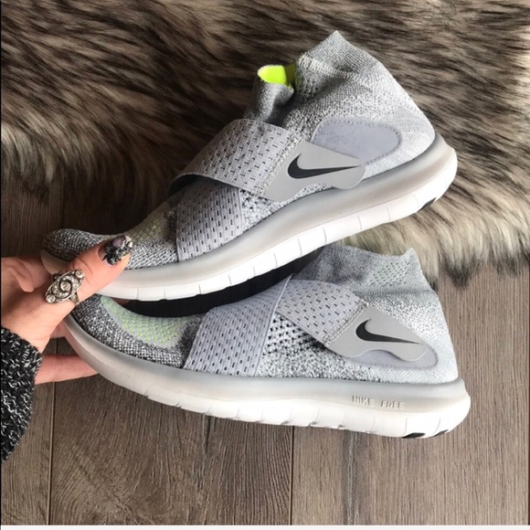 NWT Nike Free RN Flyknit - Picture 4 of 6